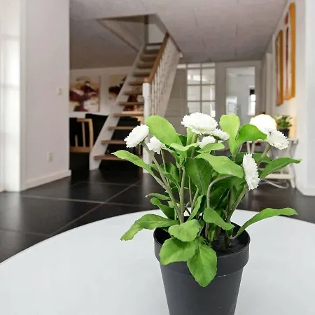21 Person Holiday In Bl Vand * Blåvand