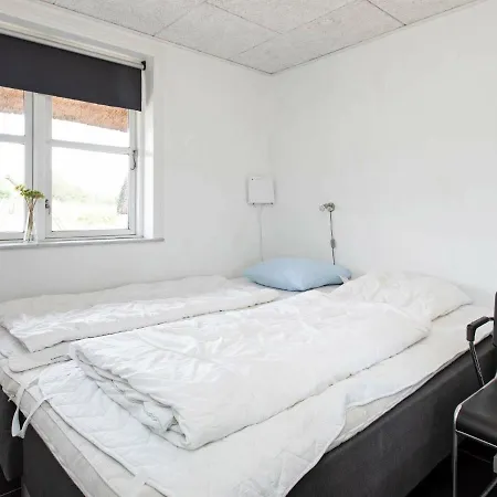 21 Person Holiday In Bl Vand