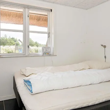 21 Person Holiday In Bl Vand